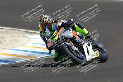 media/Sep-07-2025-CRA (Sun) [[6d6582c22b]]/Race 8/